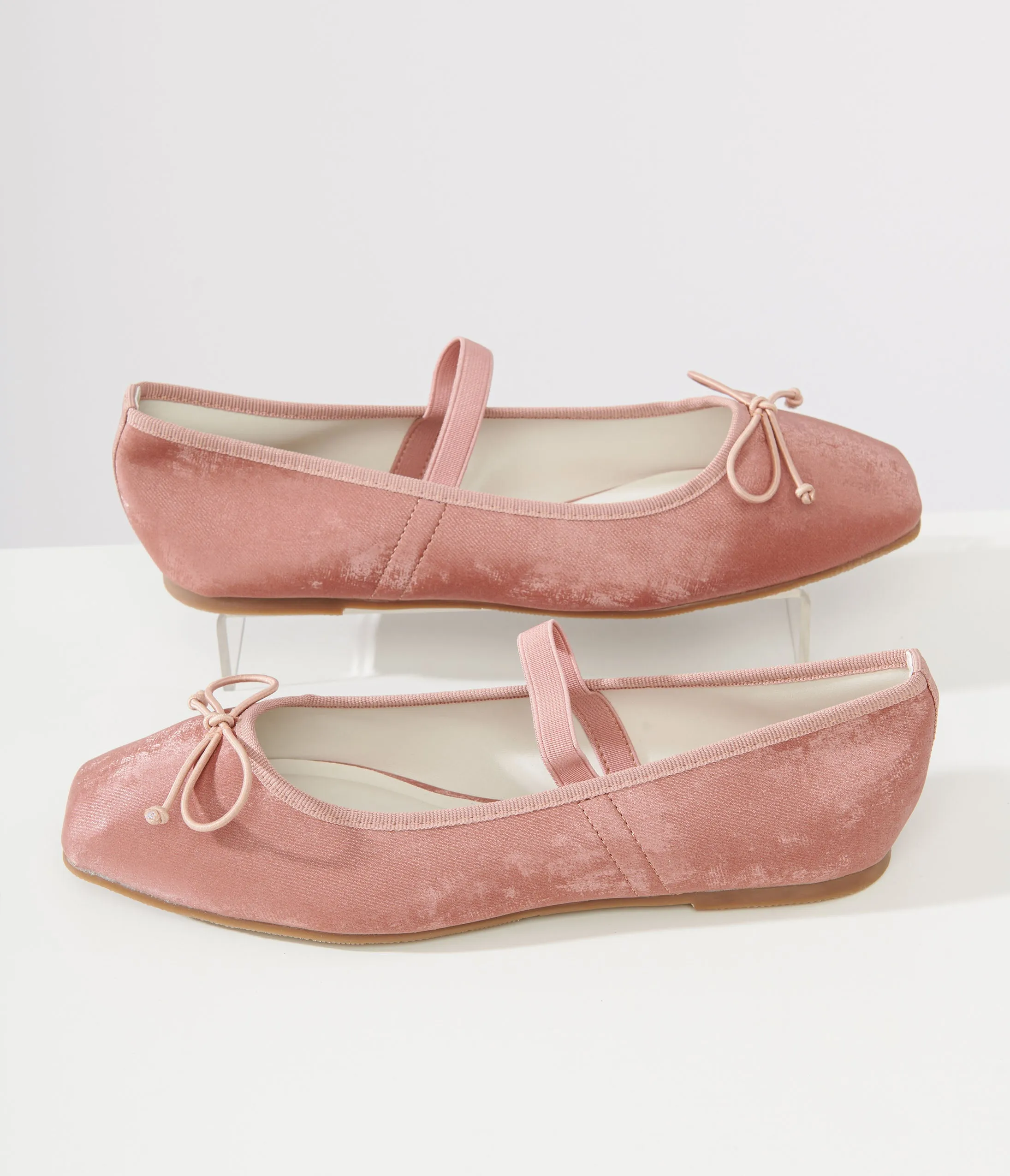 1960s pink bow ballet flats