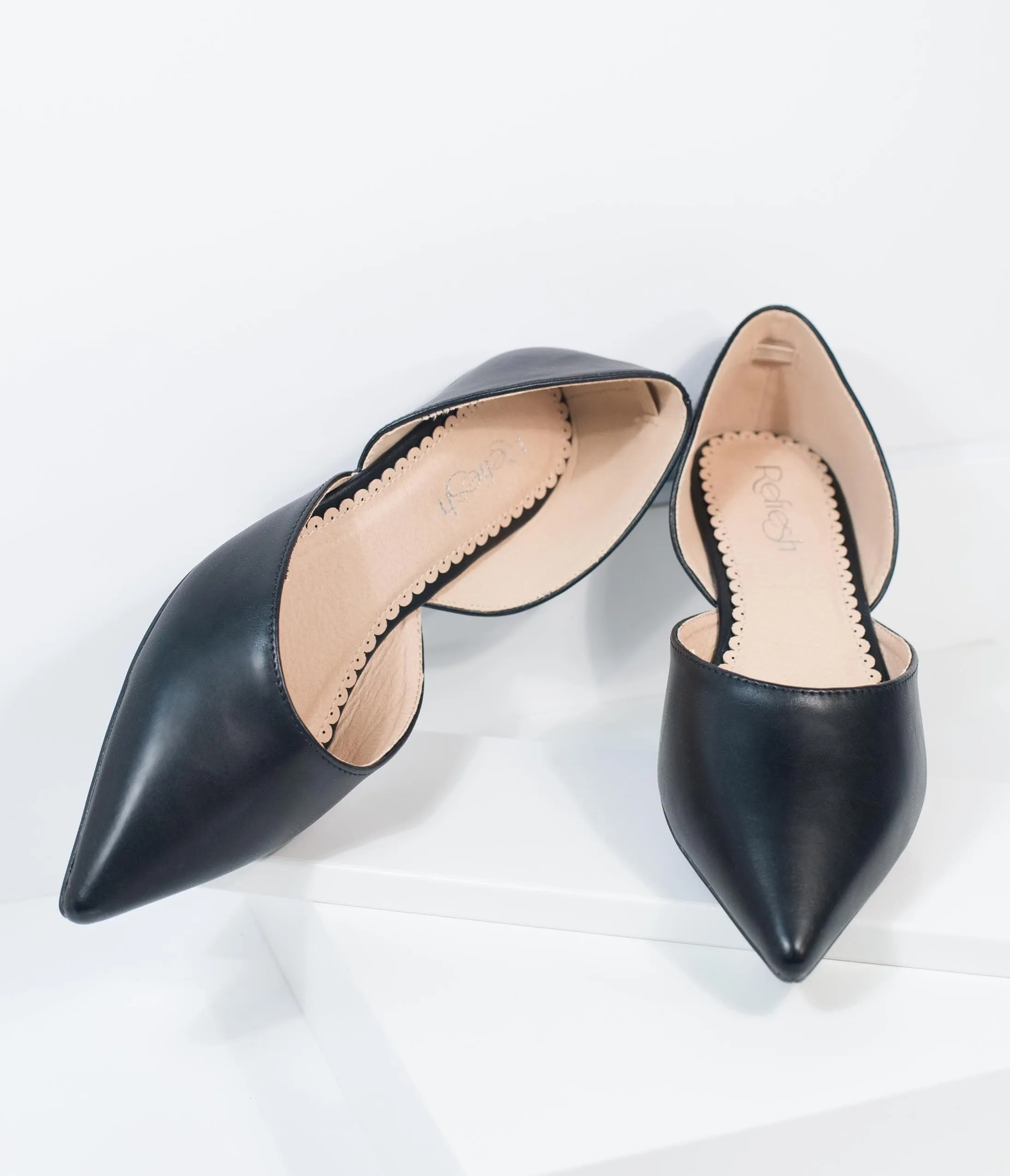 Black Pointed Toe Flats