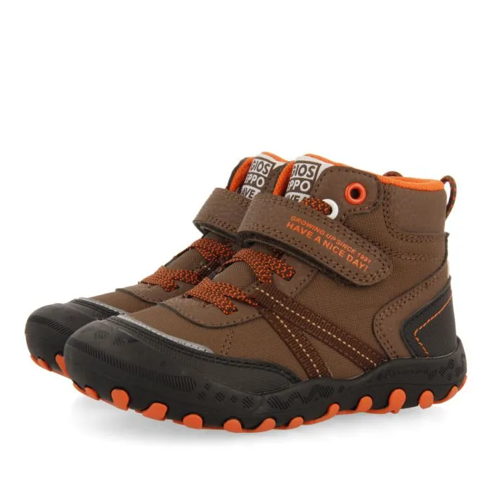 Gerlos children's brown hiking boot-style sneakers