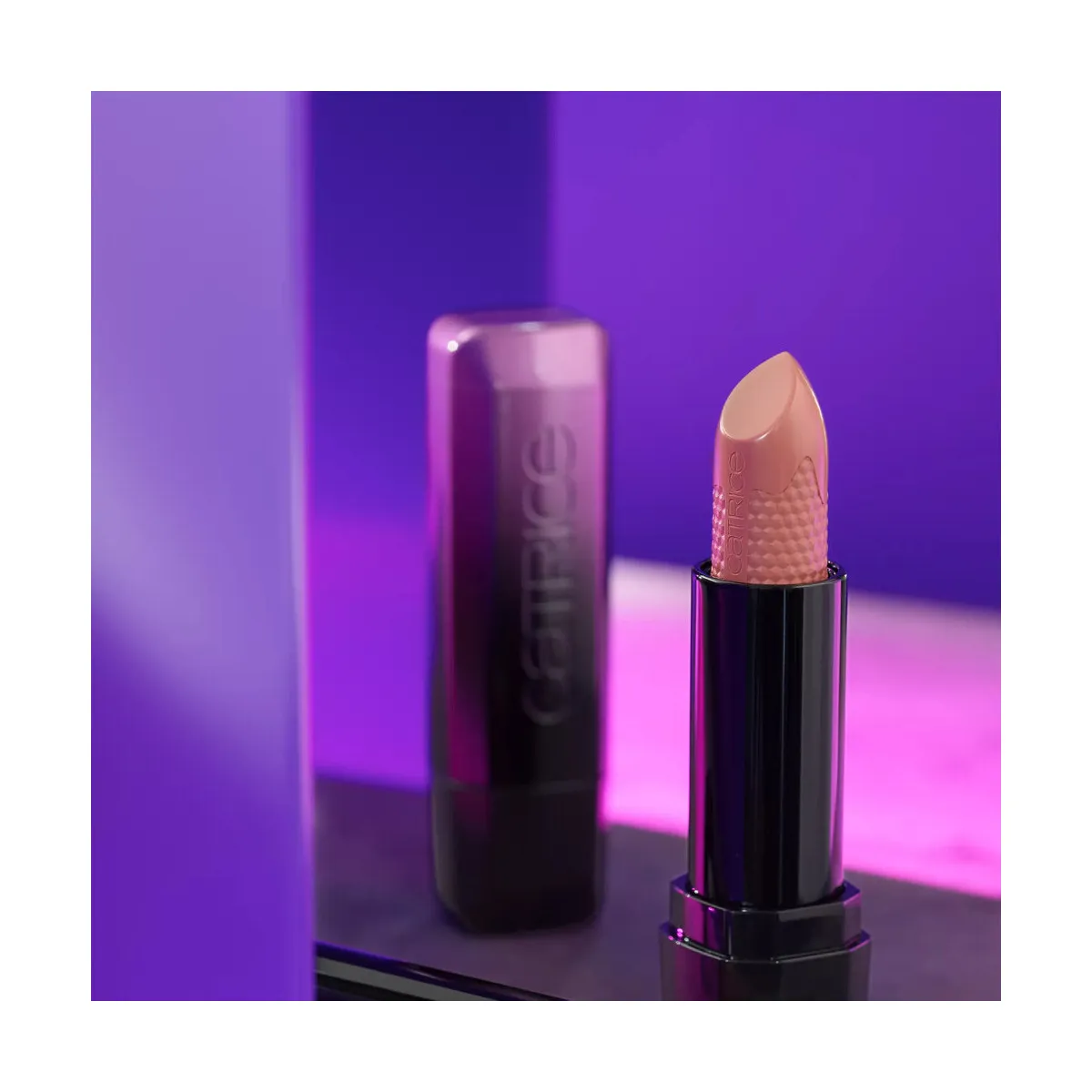 Lipstick Shine Bomb - 20 Blushed Nude - 20 Blushed Nude