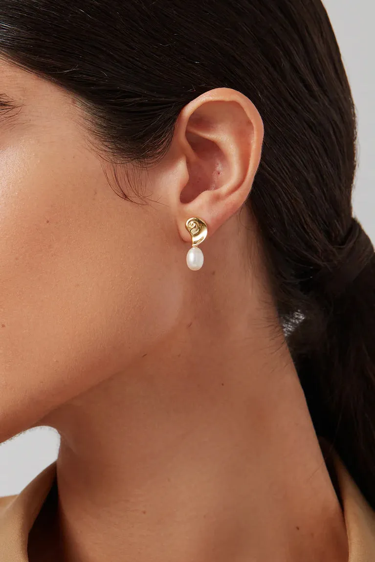 Lucille Earrings in Gold