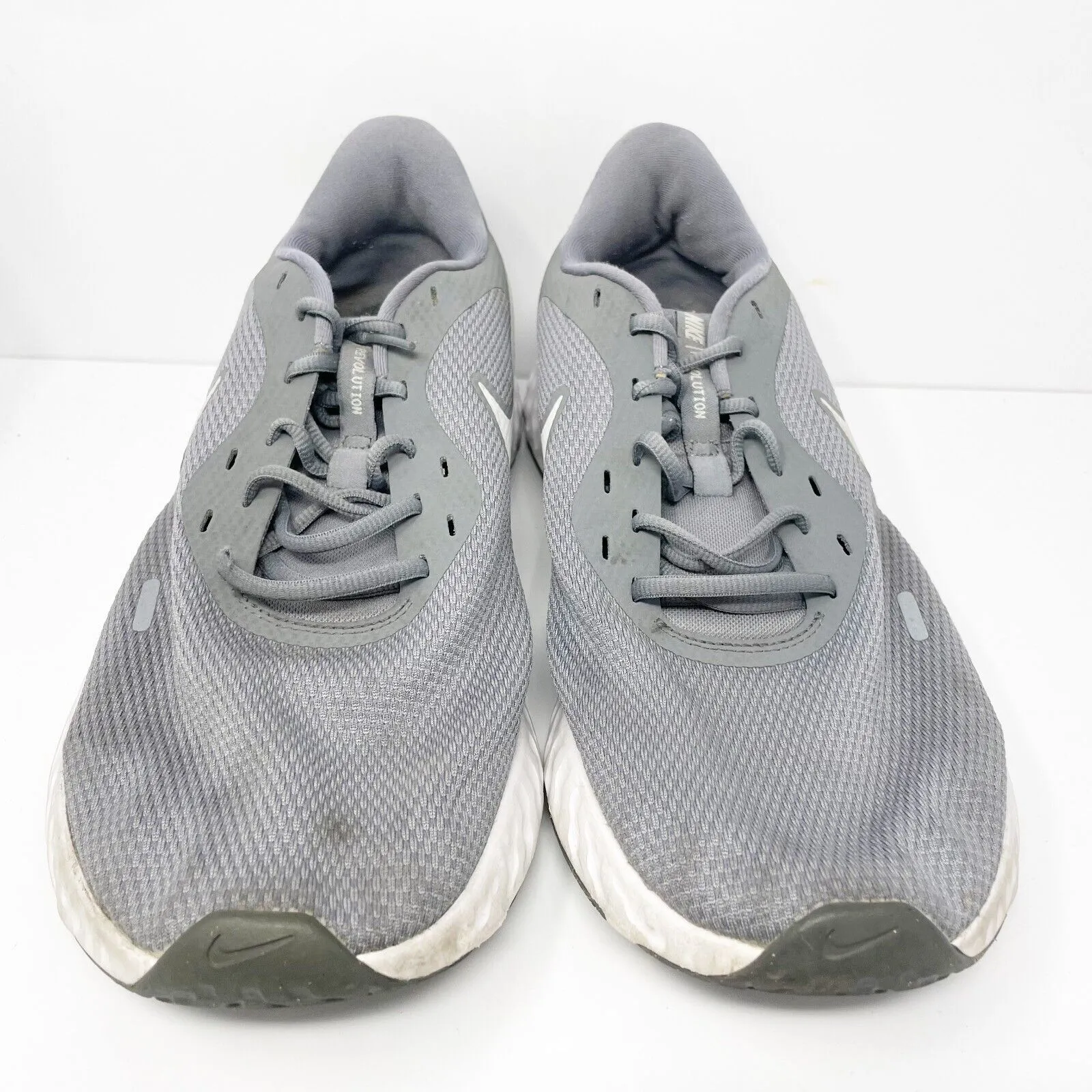 Nike Mens Revolution 5 BQ6714-002 Gray Running Shoes Sneakers Size 12.5 W