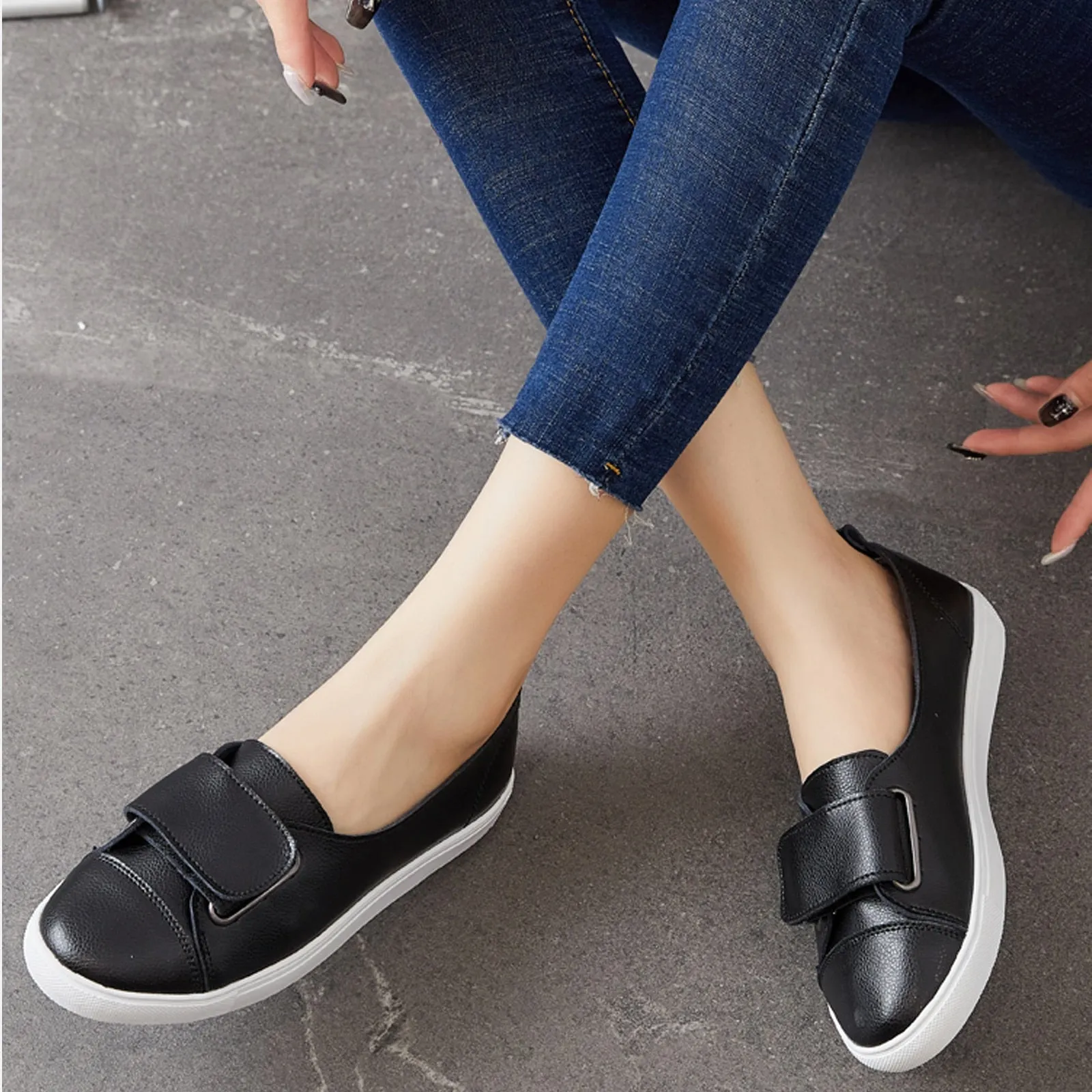 Summer Flat Leather Shoes for Women - Round Toe Casual Style.